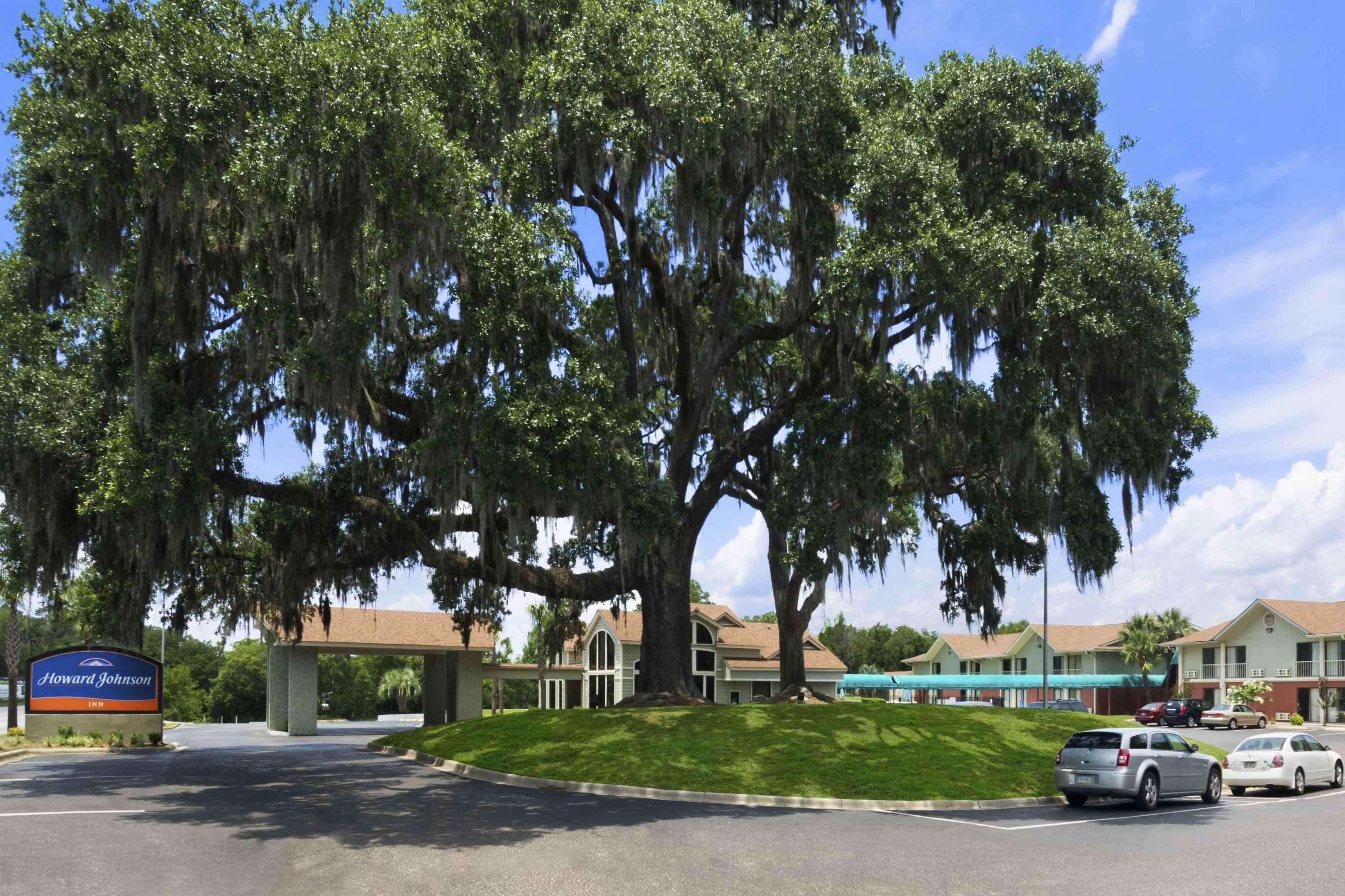 Howard Johnson By Wyndham Beaufort/Parris Island מראה חיצוני תמונה