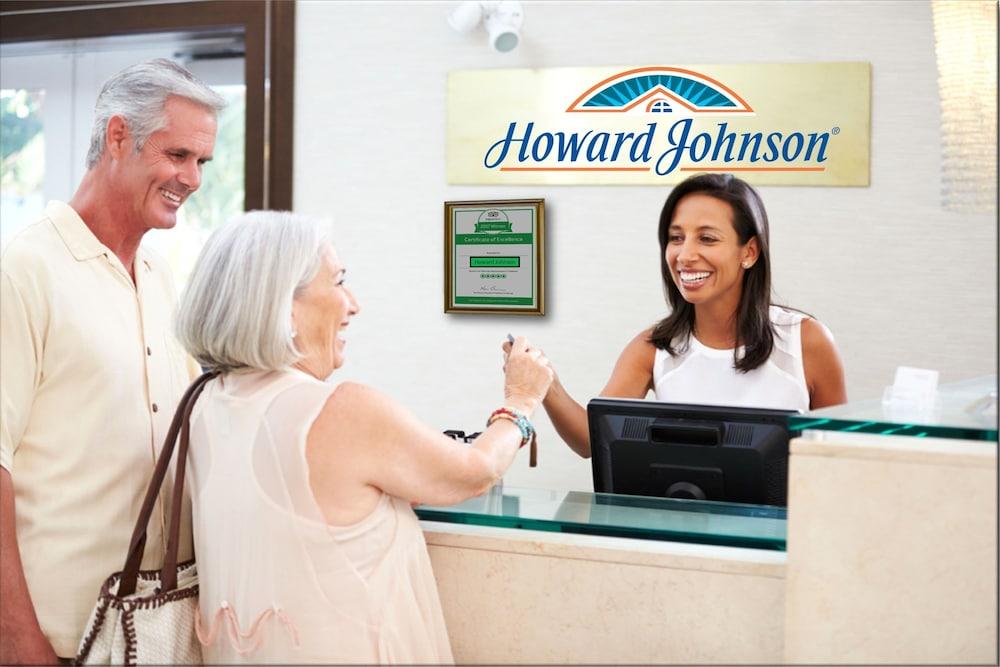 Howard Johnson By Wyndham Beaufort/Parris Island מראה חיצוני תמונה