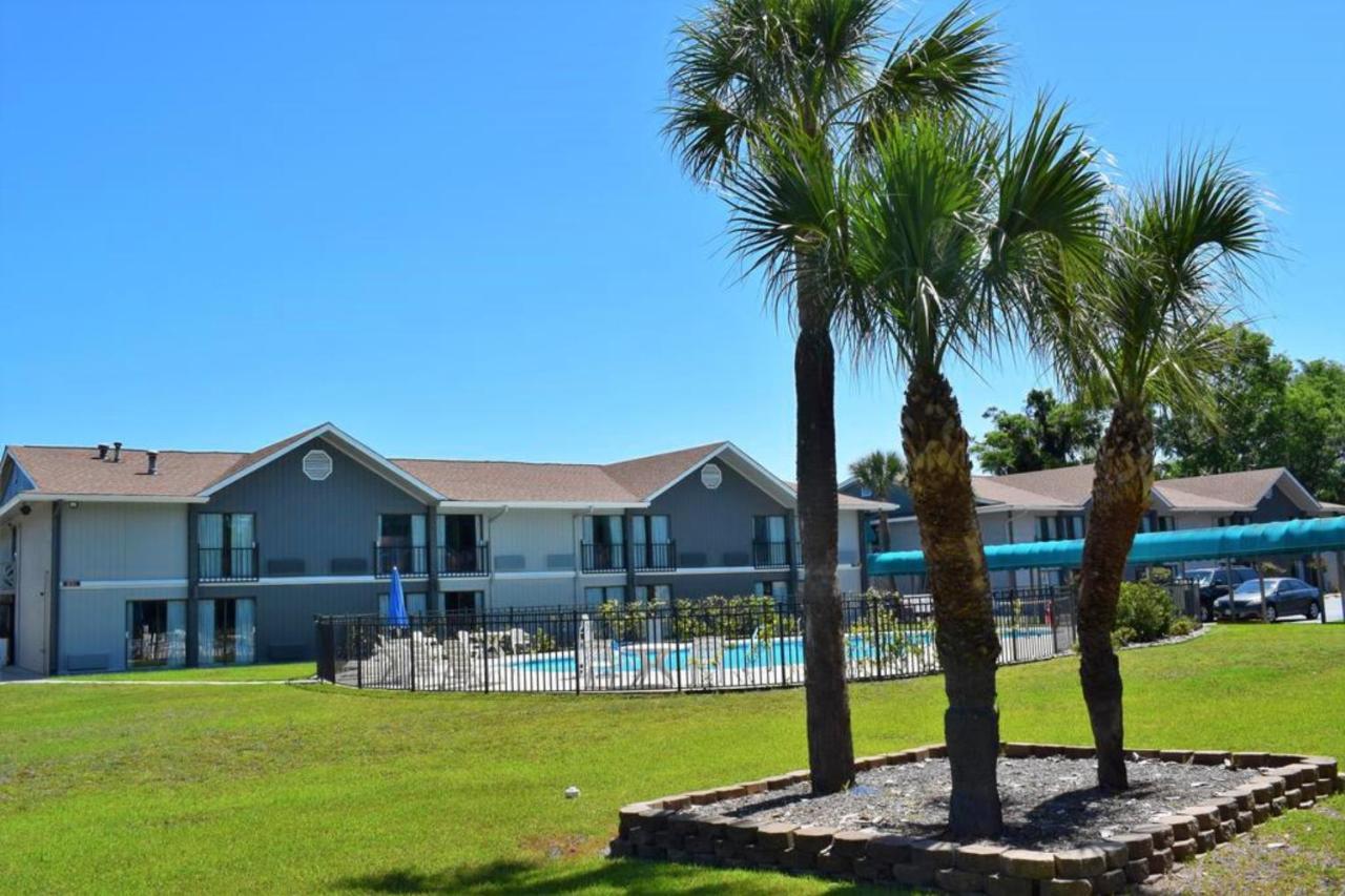 Howard Johnson By Wyndham Beaufort/Parris Island מראה חיצוני תמונה
